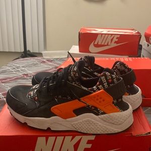 Nike huarache SIZE 12 JDI